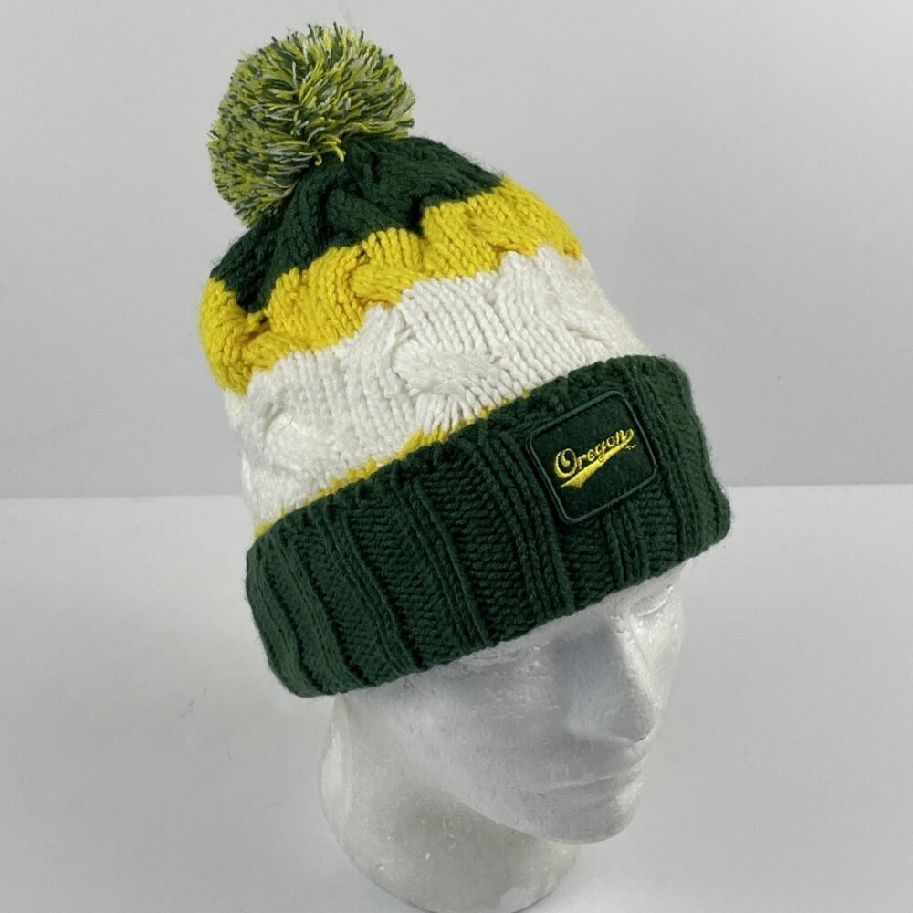 Columbia Oregon Ducks Beanie Hat Green Yellow Chunky Knit Pom Cuffed Embroidered